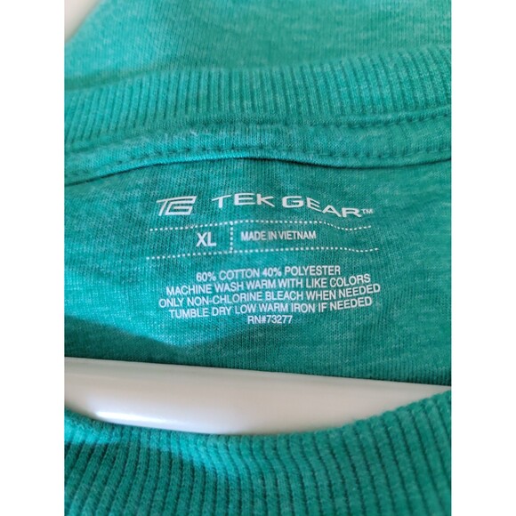XL Tek Gear Sweater - Picture 3 of 3